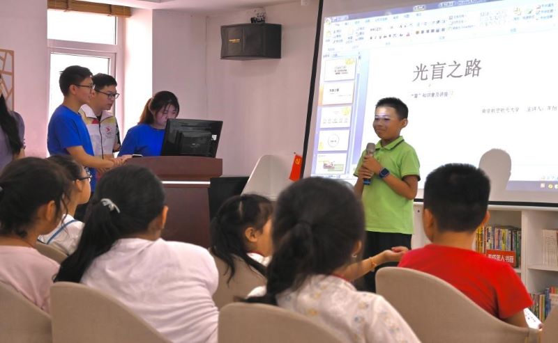 ��ä��֪�R�ռ�  (1)