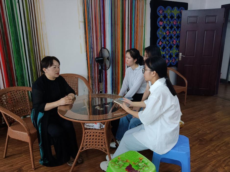 ��ؔ�W�������l�����M��ɽ��̽���r����ͬ��ԣ�����