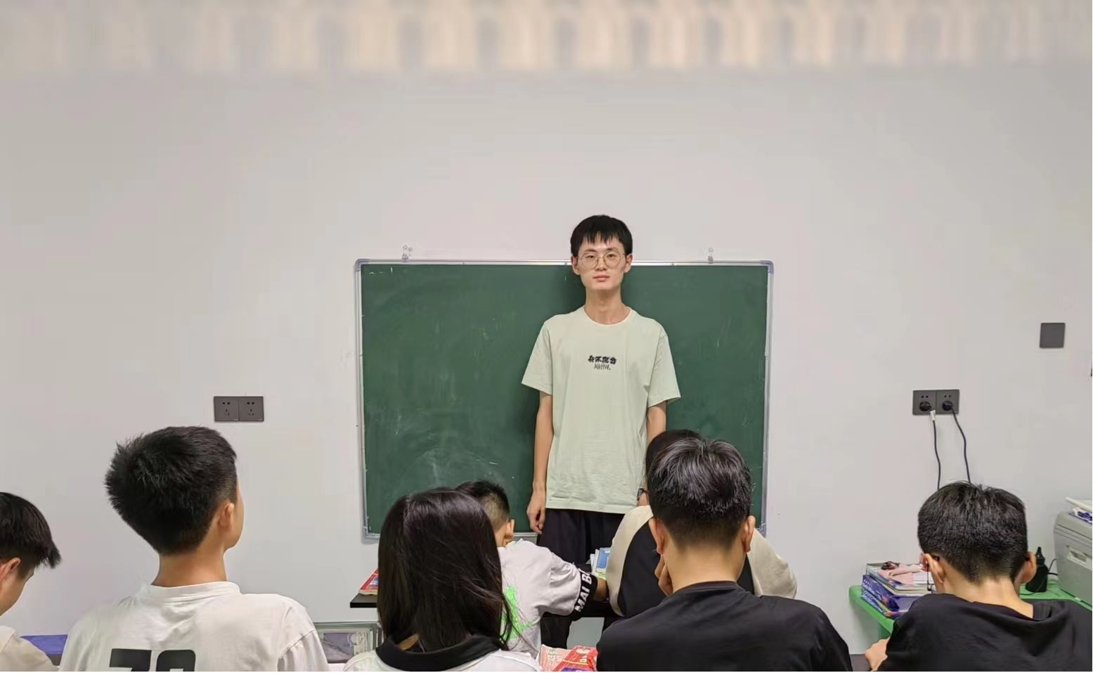 �R��ɽ�W�������l�������늣����ҡ�ͯ����