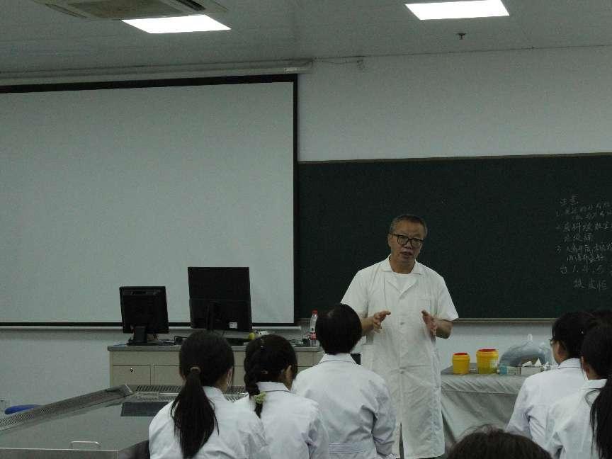 ���ݎ�����W(xu��) ���Լ����T���պ���֮ǰ·