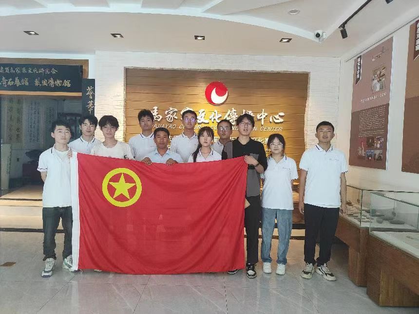 �m�ݽ�ͨ��W��ľ���̌WԺ��ľ�W�ӷe�OͶ��������`��׌�ഺ֮���������ؽk���`��