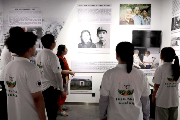 �����Ϣ���̌W(xu��)Ժ��׷�ݼtɫӛ�� ��ȡ�^�M(j��n)����