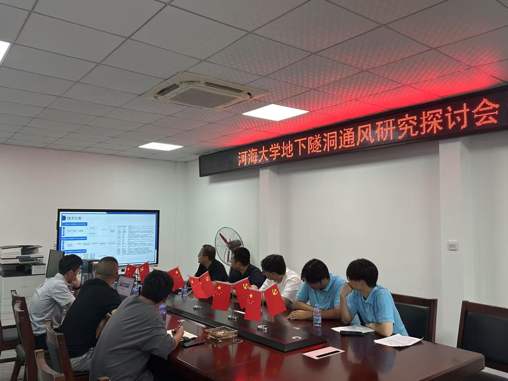 �Ӻ��W(xu��)�����M(j��n)����ˮ�����̣��Ô�(sh��)���x���������|(zh��)�A(y��)��