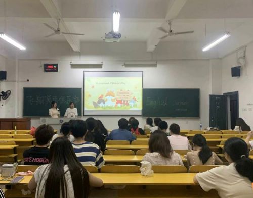 ��ͯ��δ�������LӢ�Z��(m��ng)