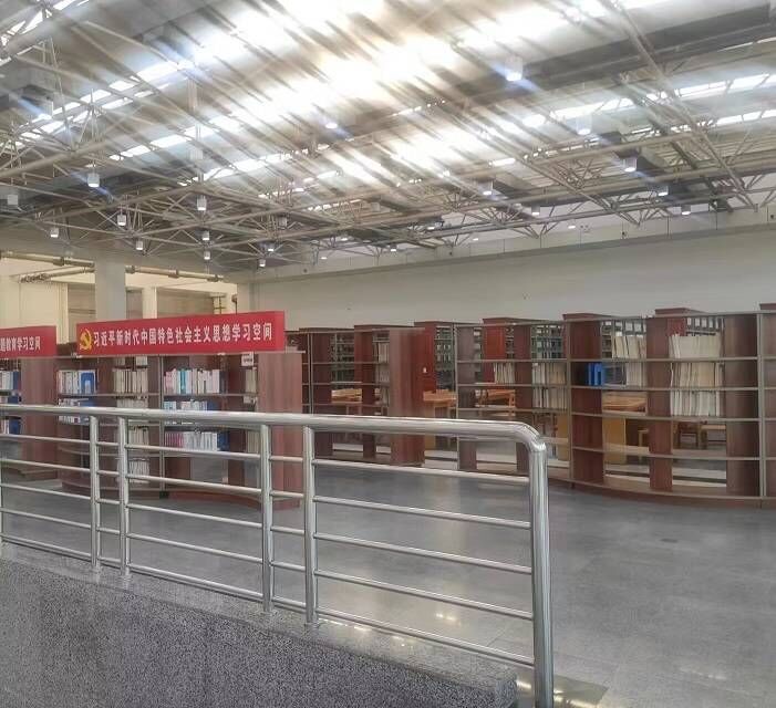 ����������W(xu��)"ʮ��(g��)һ���I(l��ng)����У�L(f��ng)�ɣ���Փ�W(xu��)��(x��)�ɲš����ˈF(tu��n)�(du��)���Ϲ���W(xu��)��(x��)����