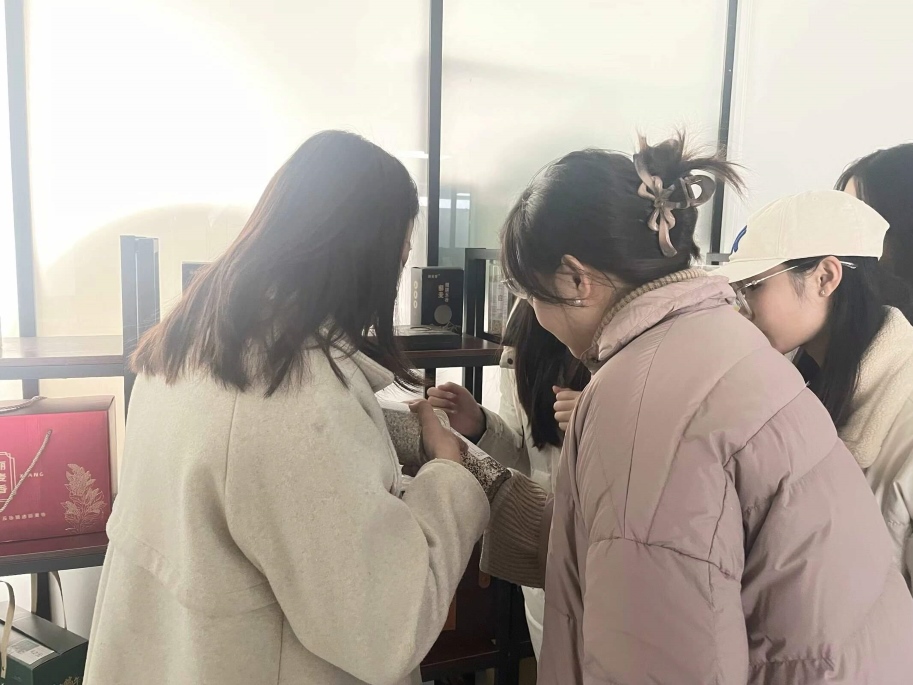 ���u�r�I��W��������WԺ��������WԺ���W�Ӹ���ꖅ^���u�^���u�������r�I�Ƽ����޹�˾�͍�ɽ�^��S���\���޹�˾