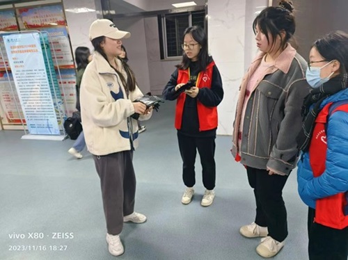 ����(d��o)�h(hu��n)�����R(sh��)������Gɫ����