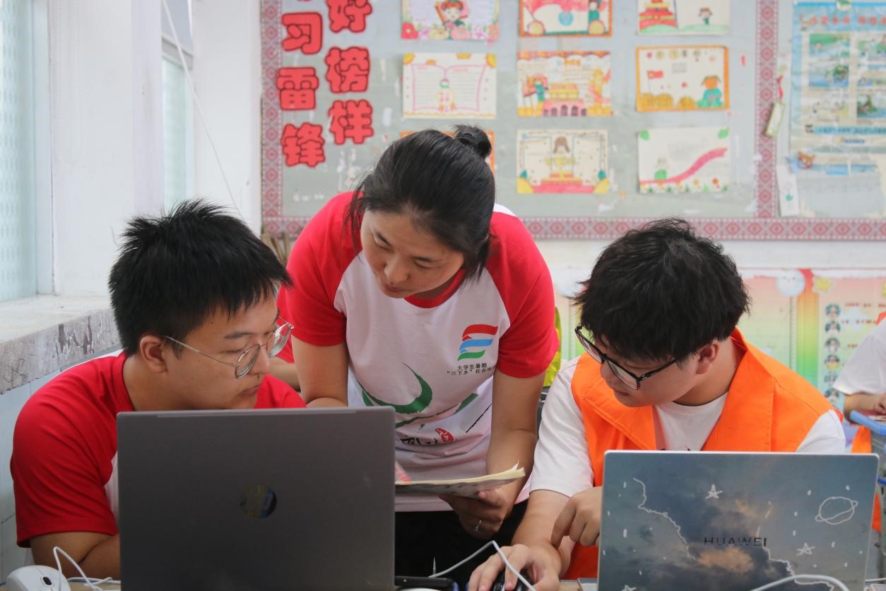 ��P���ɏ�һ�ǡ�����չ�F�r�������L��