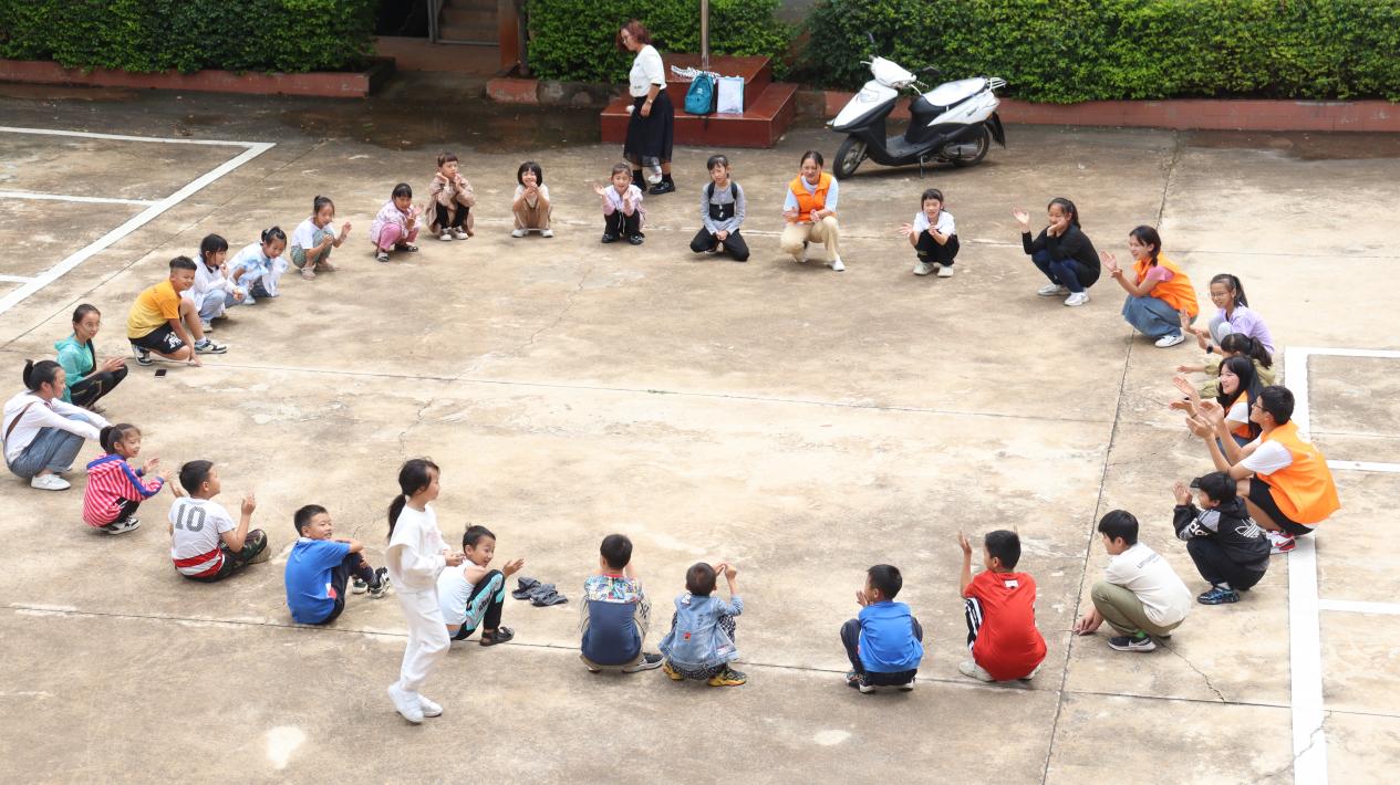 ����ֻ���䡱���ՈF���؝�ͯ�ģ��c��ͬ��