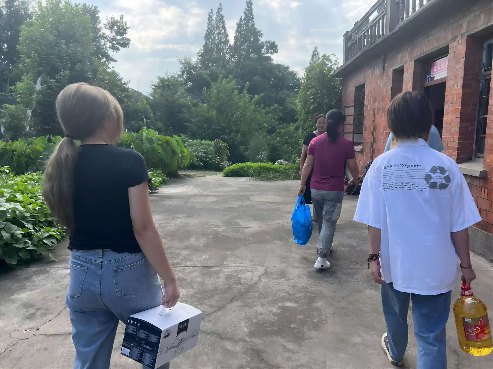 ��ۻ��l���������