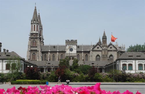 ɽ���˵���У���