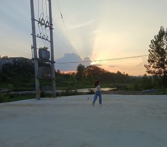 һ����֧�̣�������С�W(xu��)�����L