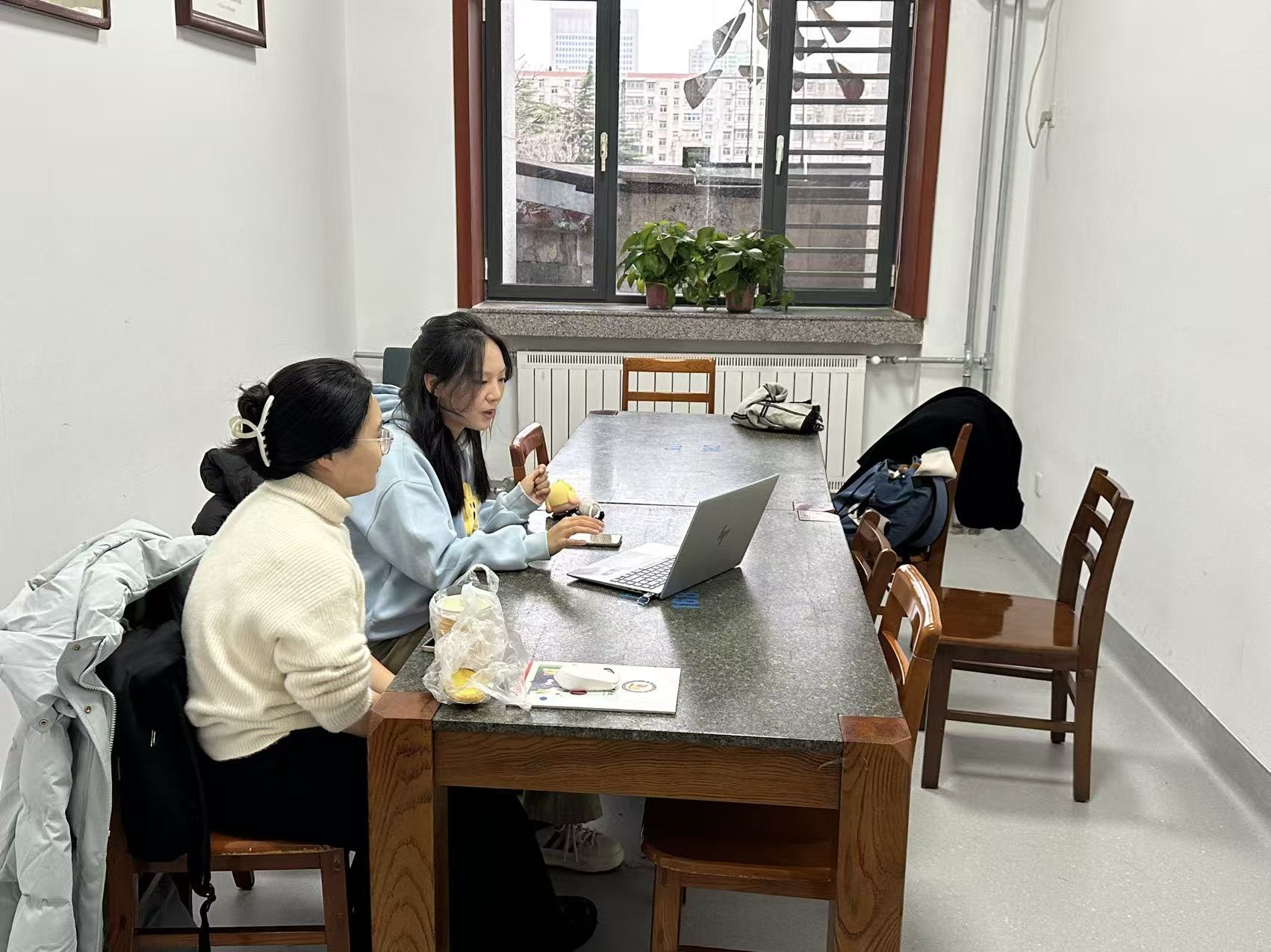 ֧����ӛ��ů��µĵ�һ������