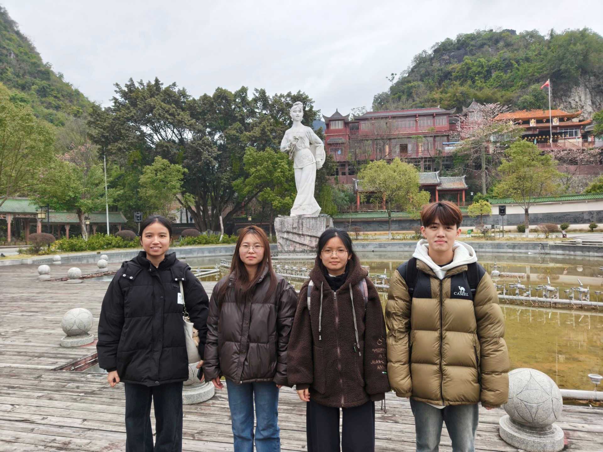 �ഺ�����}��ͬ����δ��������F������{�Є������Ļ��x������F�Y