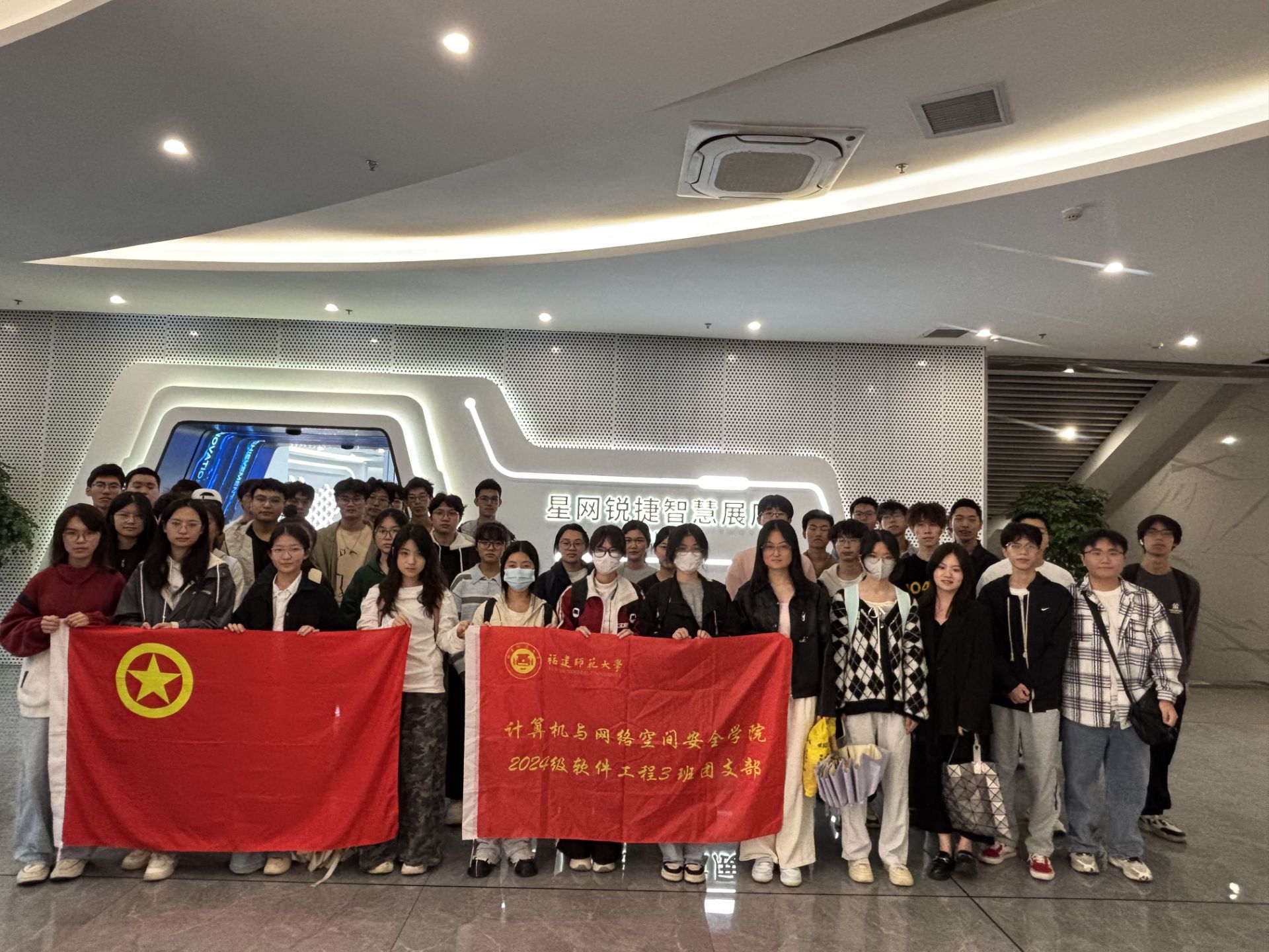 ����������Wܛ�����������F����L��չʾ