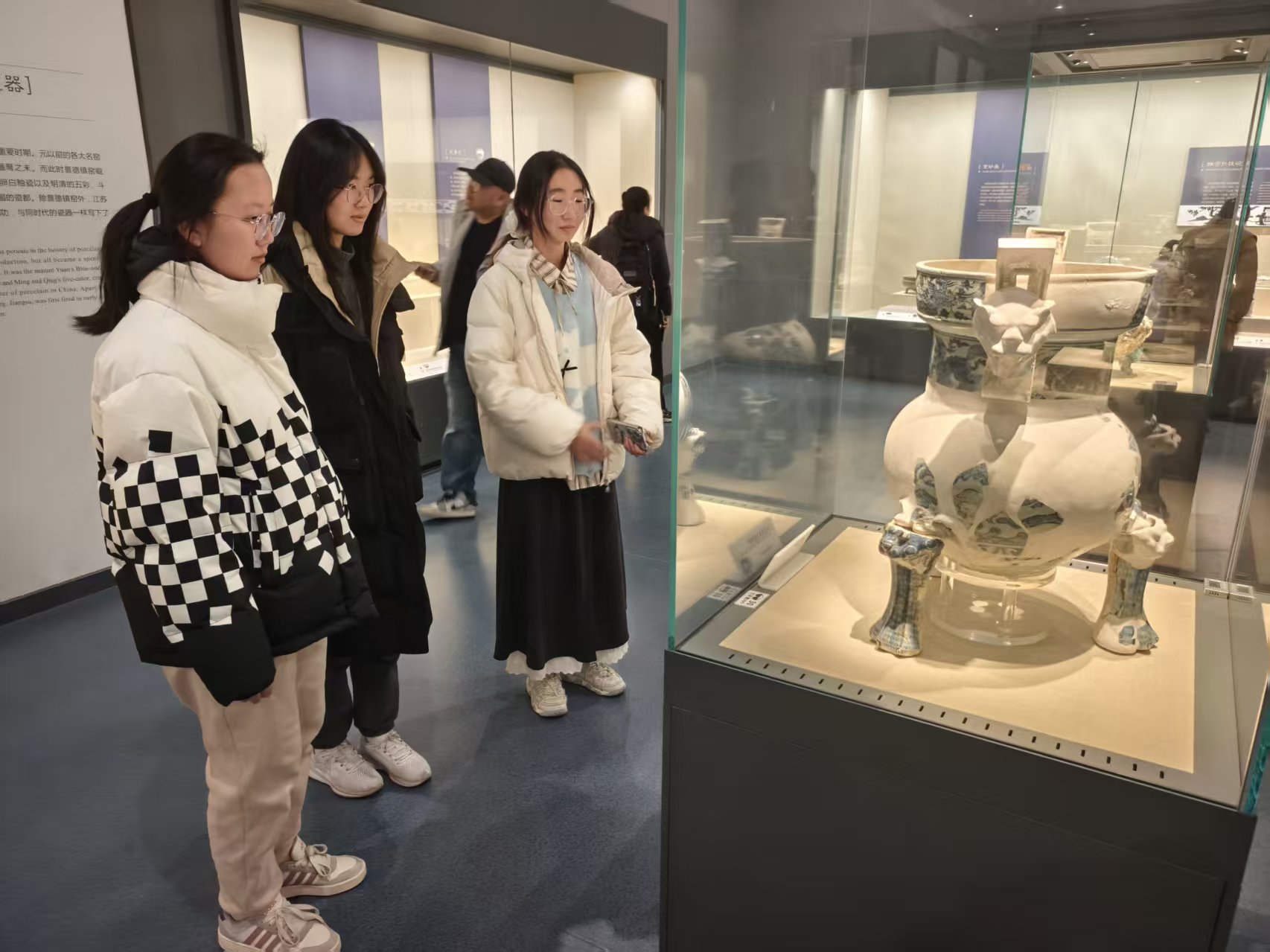 ���ƴ�W�Ӻ���������`�����M悽��в����^���|��ǧ���Ļ��}��