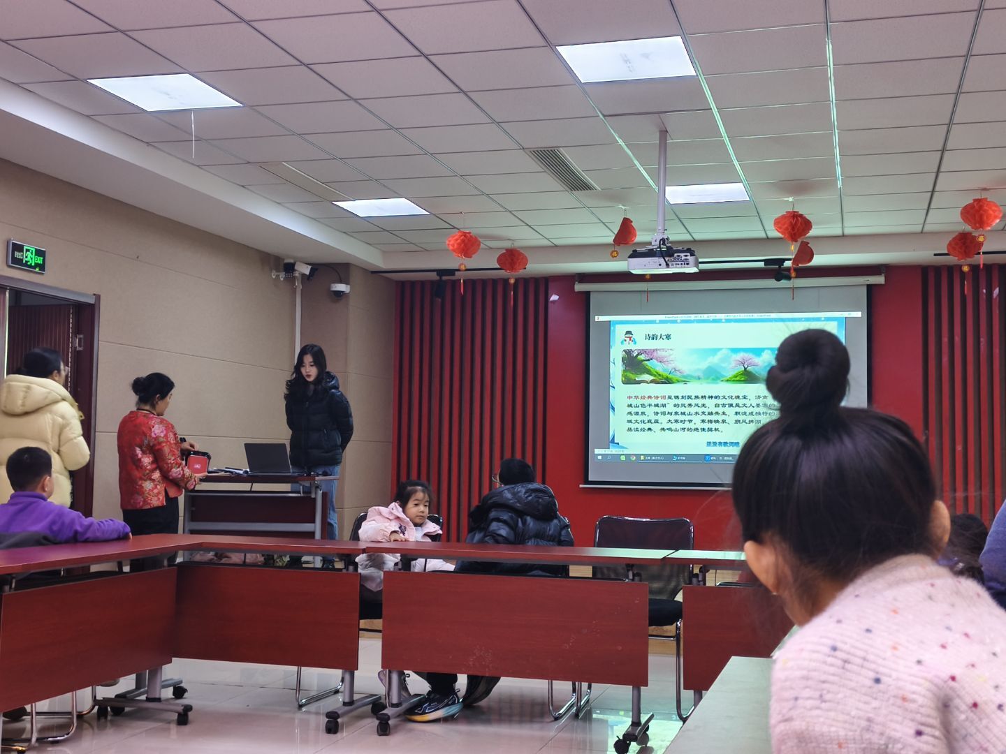 ͯȤ�L�󺮣����}��н��