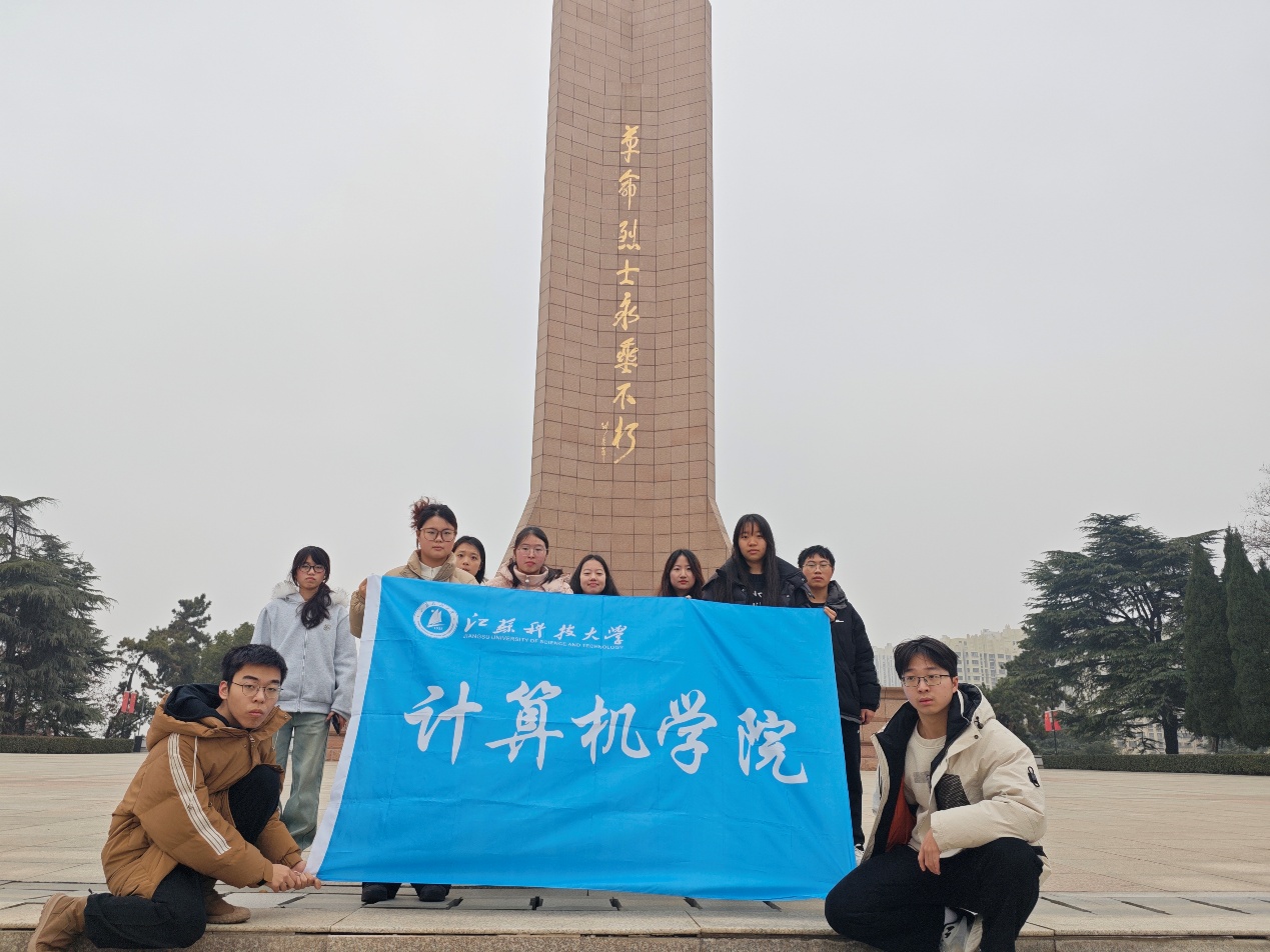 �����Ѹ���Ӣ�ң����ۊ^�M������