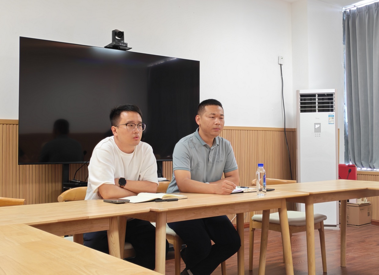 ���λ��ӷ��ո��� �V�������ഺ�A�¡�����Ϫ�^����Ӌ��־Ը�߳��L�o��