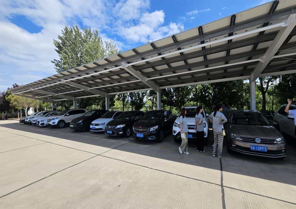 �����У���`��{�И�����Mվ����l��Ŀ