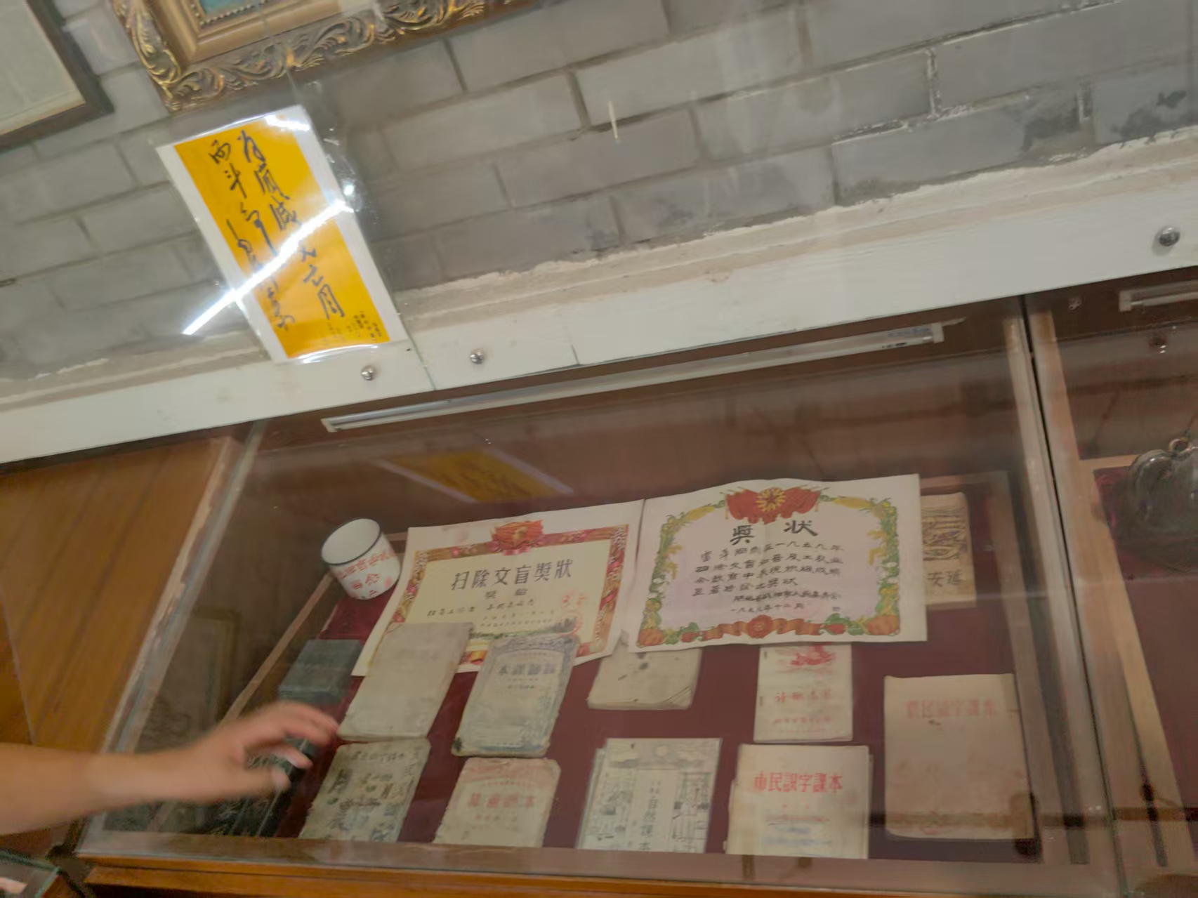 ���мtɫ���򣬄��±��o·�� ���������r�ֿƼ���W�W�Ӹ���ꖼtɫ�YԴ���o�c���ìF���{��