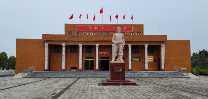 ׷��Ӣ��ӡӛ�����мtɫ����